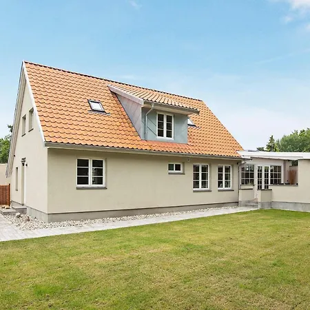 Tatil Evi 12 Person In Vaeggerlose Bøtø By